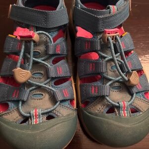 Girls Keen Sandals